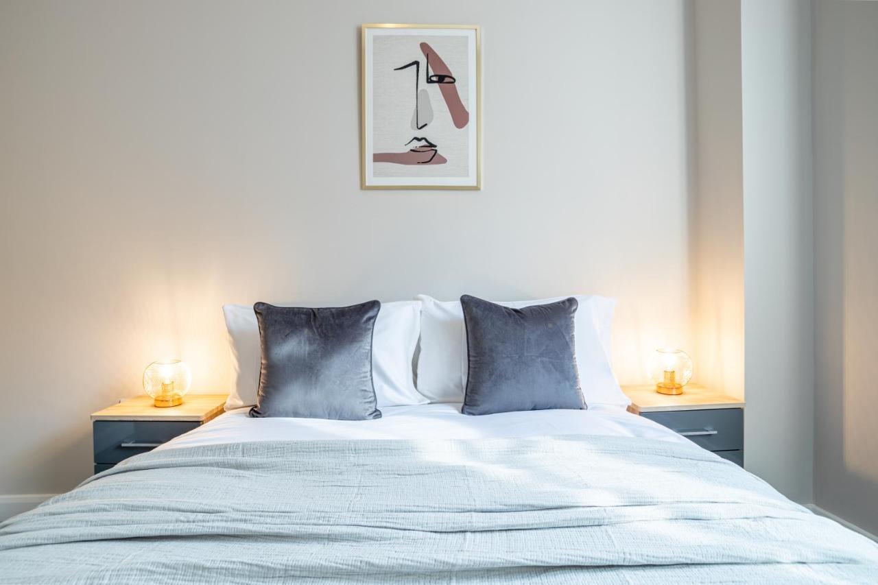 Elegant 1 Bedroom Apartments View & Parking By Opulent Sunderland (Tyne and Wear) Exteriör bild